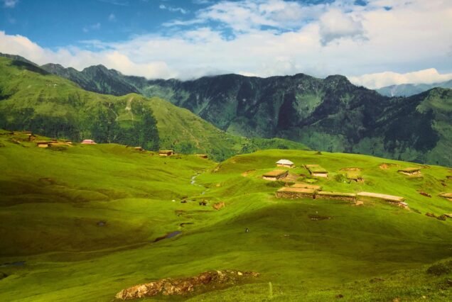 Kashmir Paradise Tour